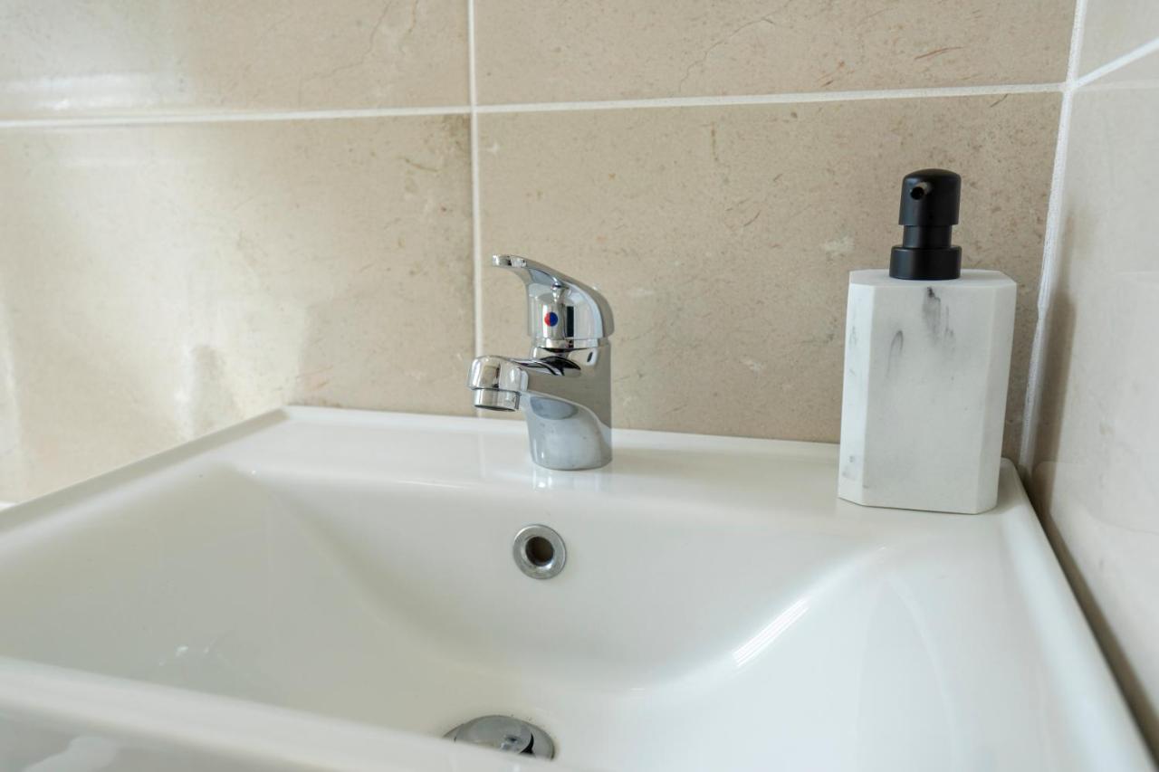 Entire House-Merseyside-Liverpool Birkenhead Ngoại thất bức ảnh