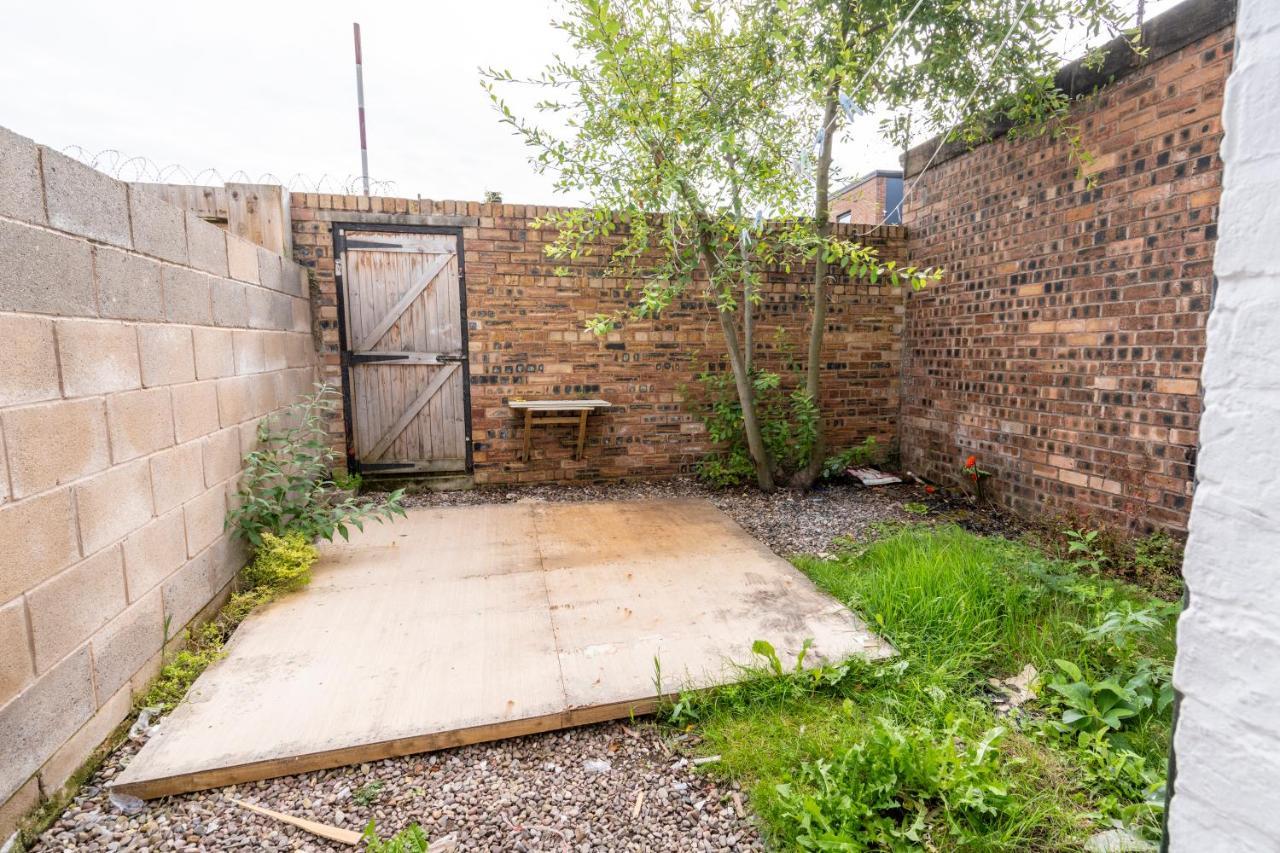 Entire House-Merseyside-Liverpool Birkenhead Ngoại thất bức ảnh